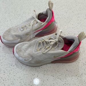 Nike Kids Sneakers in Cream and Pink